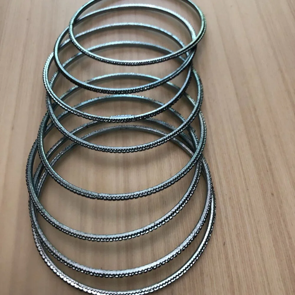 Bangle Metal Bracelets Vintage Metallic Blue, Black, Silver   Size Small - Picture 5 of 11